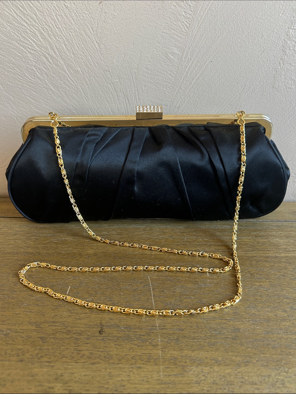 Unbranded Black Pleated Clutch Evening Bag W/ Gold Chain Strap Rhinestone Clasp.